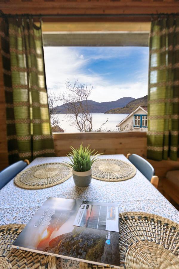 Hotel Nokling & Camping Hjelmeland Dış mekan fotoğraf